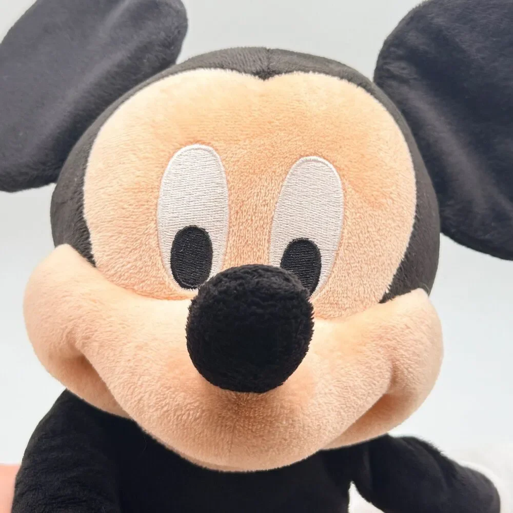 Disney Store Mickey Mouse 18